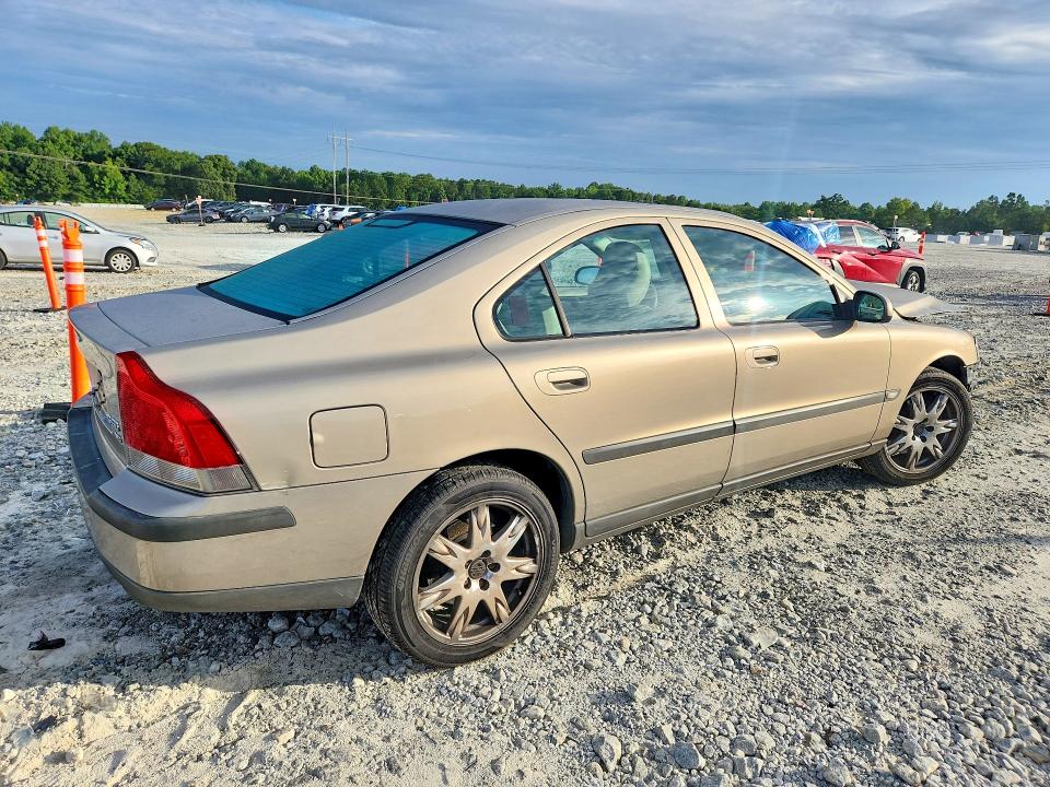 Photo 3 from auction – 2002 VOLVO S60 with VIN YV1RH58D722117483