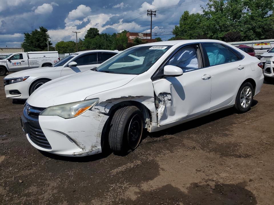TOYOTA CAMRY 2015 with VIN 4T4BF1FK7FR514498 - Photo from auction