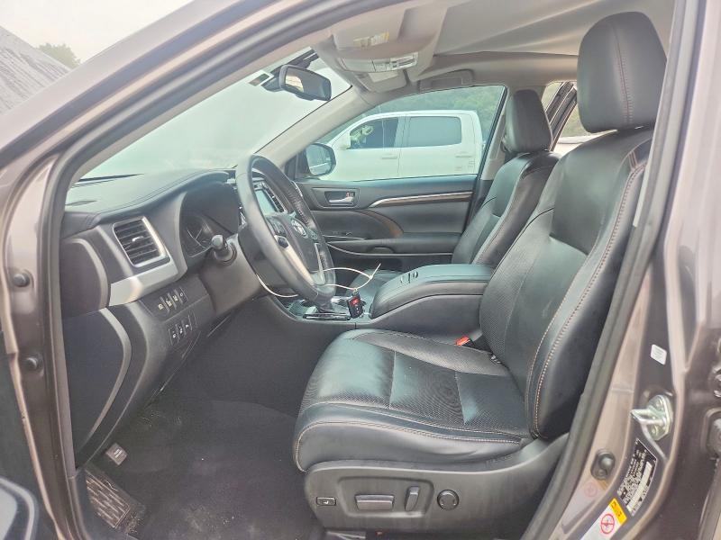 Photo 7 from auction – 2015 TOYOTA HIGHLANDER with VIN 5TDYKRFH7FS108703