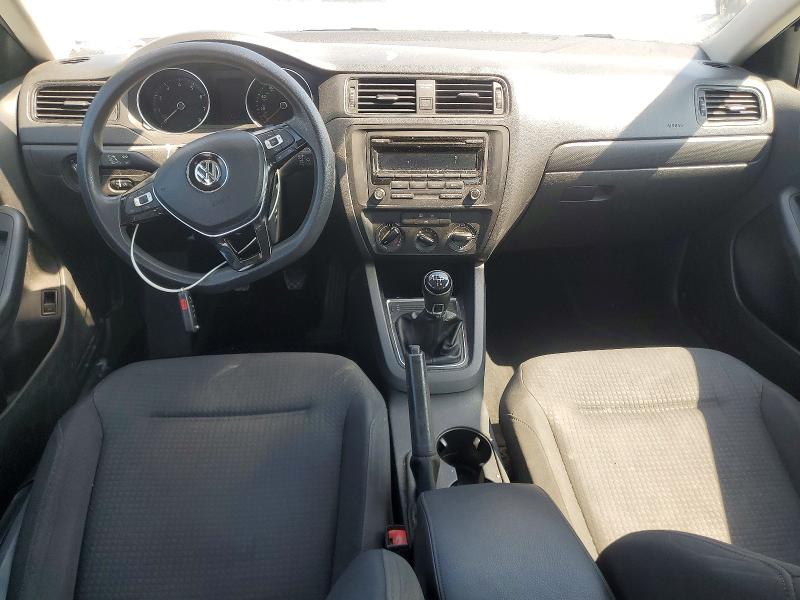 Photo 8 from auction – 2015 VOLKSWAGEN JETTA with VIN 3VW1K7AJ2FM355401