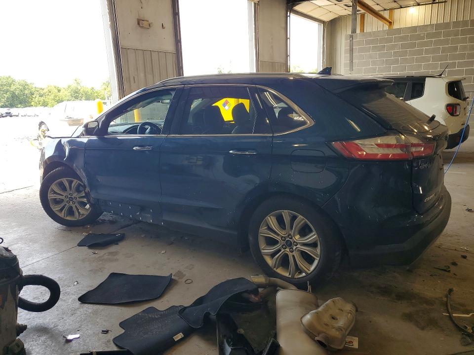 Photo 2 from auction – 2020 FORD EDGE with VIN 2FMPK4K97LBA72324