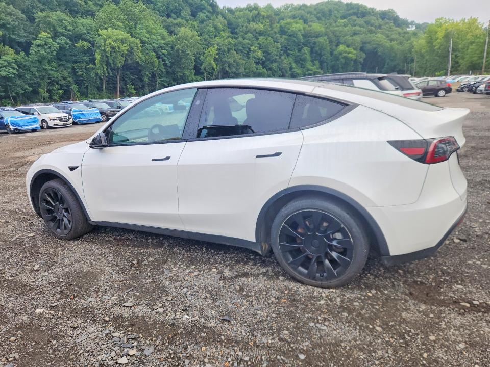 Photo 2 from auction – 2023 TESLA MODEL Y with VIN 7SAYGDEE7PF896256