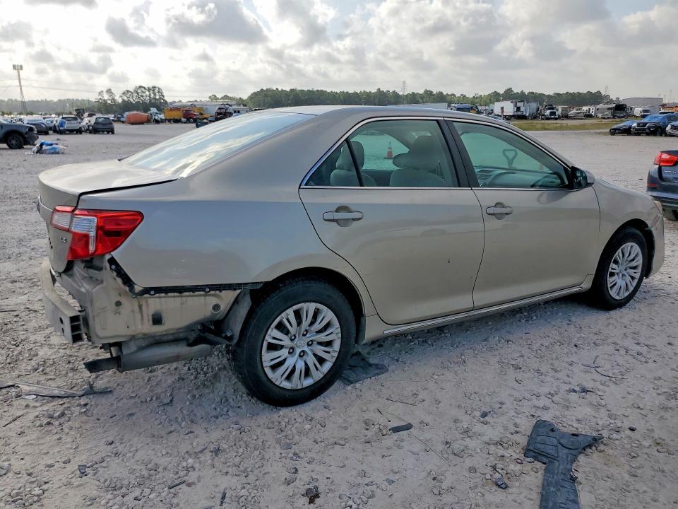 Photo 3 from auction – 2013 TOYOTA CAMRY with VIN 4T4BF1FK9DR299607