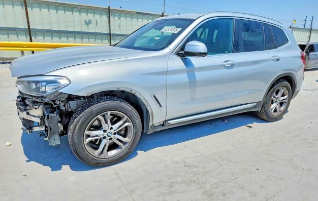 BMW X3 2021 with VIN 5UXTY3C08M9H42698 - Photo from auction
