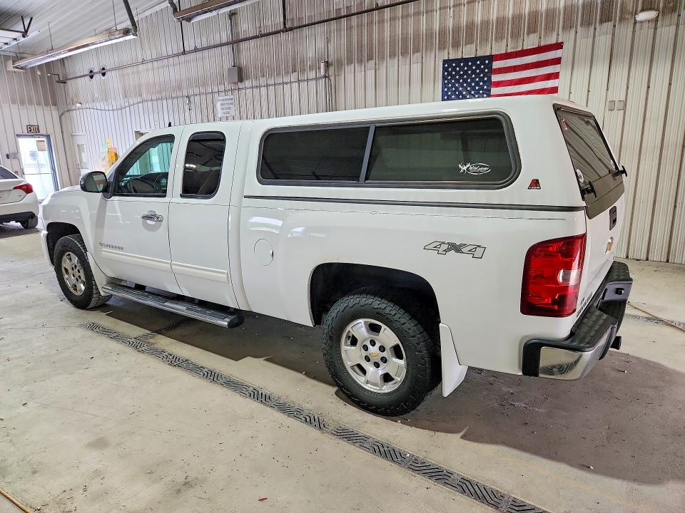 Photo 2 from auction – 2013 CHEVROLET SILVERADO with VIN 1GCRKSE73DZ129385