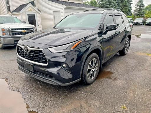 TOYOTA HIGHLANDER 2023 with VIN 5TDKDRBH2PS010377 - Photo from auction