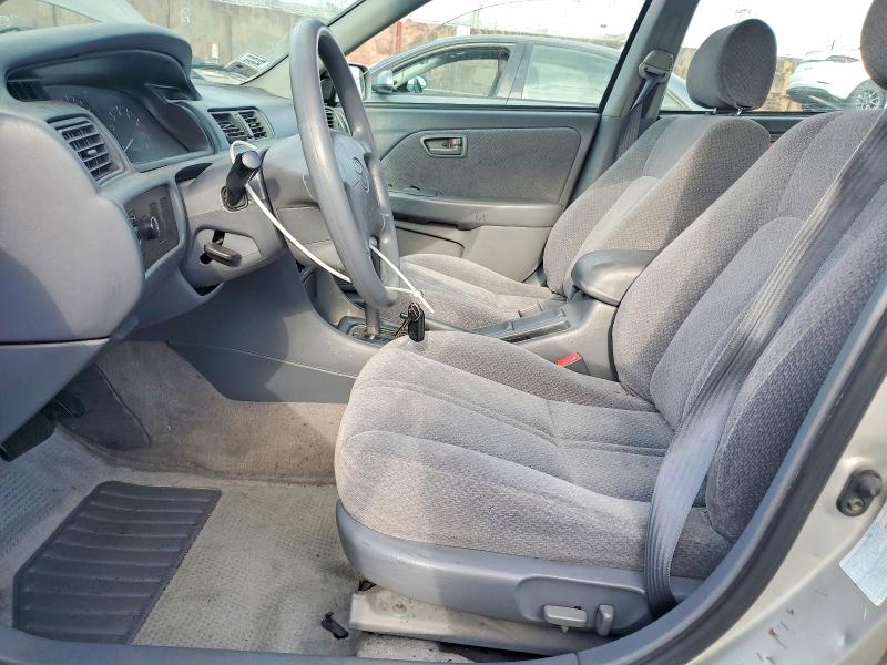 Photo 7 from auction – 2000 TOYOTA CAMRY with VIN 4T1BG22K9YU618691