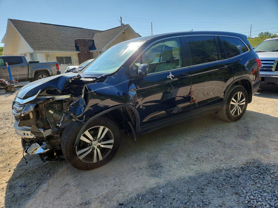 Снимка 1 от търг – 2018 HONDA PILOT с VIN 5FNYF5H3XJB017873