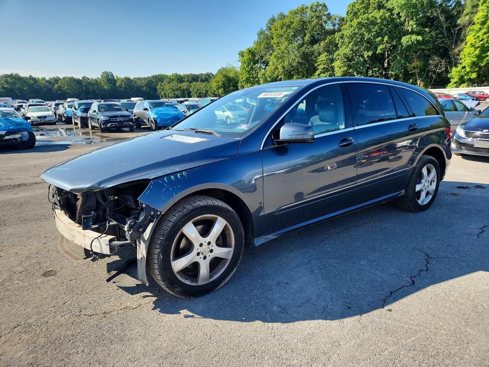Снимка 1 от търг – 2011 MERCEDES-BENZ R с VIN 4JGCB6FE6BA130175