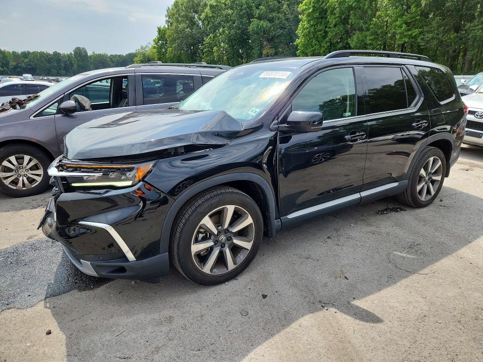 HONDA PILOT 2024 with VIN 5FNYG1H88RB000177 - Photo from auction