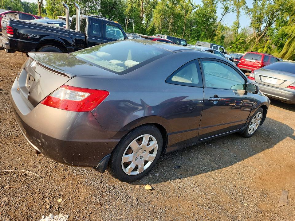Photo 3 from auction – 2010 HONDA CIVIC with VIN 2HGFG1B69AH531547