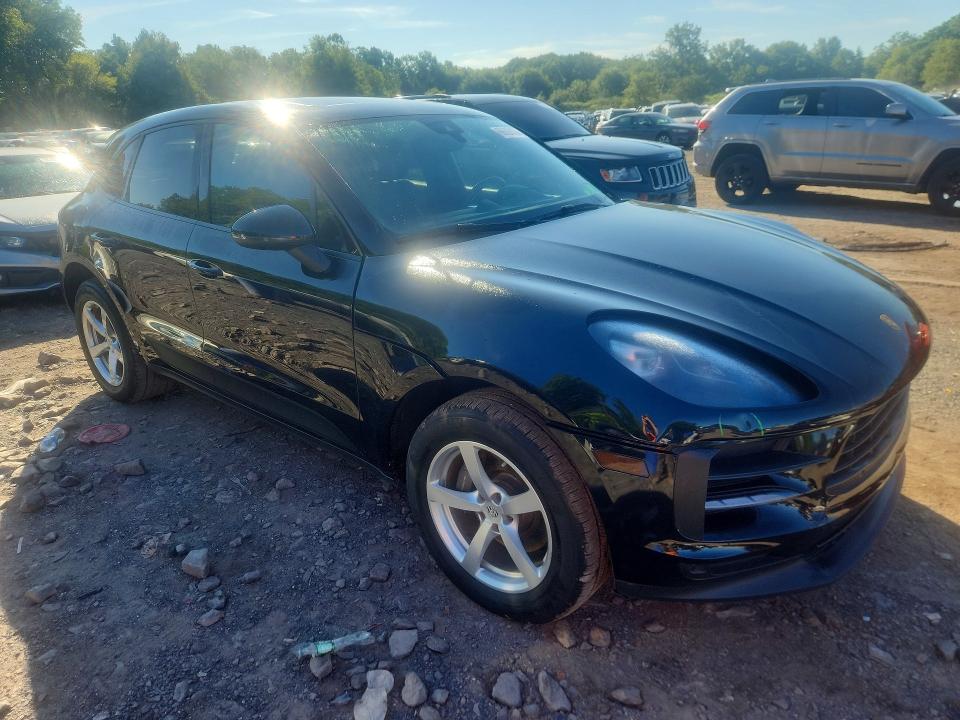 Photo 4 from auction – 2020 PORSCHE MACAN with VIN WP1AA2A50LLB13424
