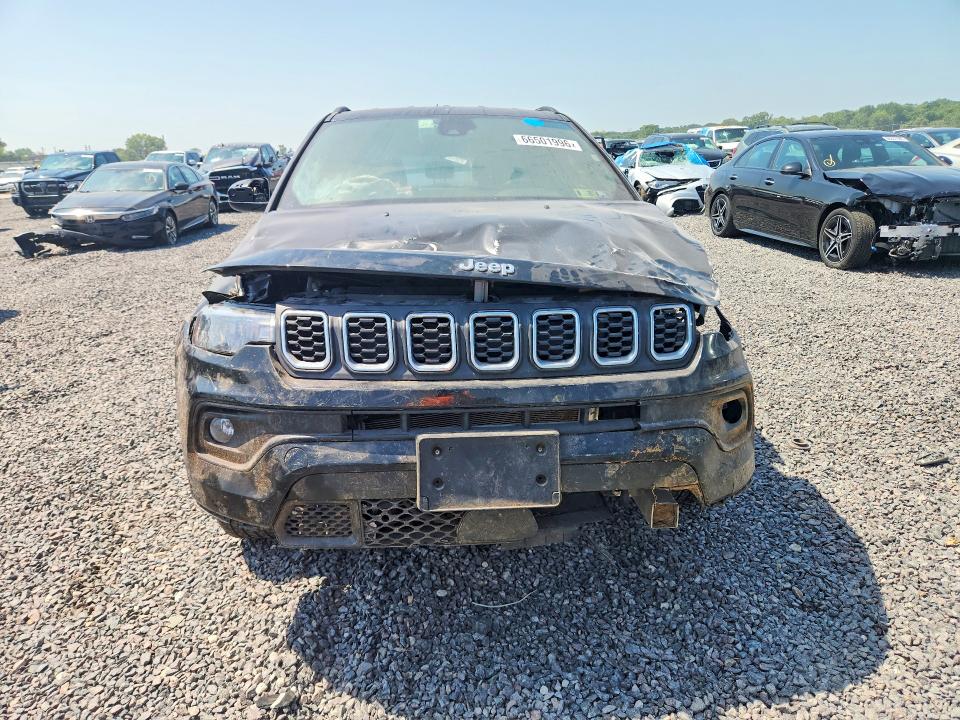 Photo 5 from auction – 2024 JEEP COMPASS with VIN 3C4NJDBN6RT119495