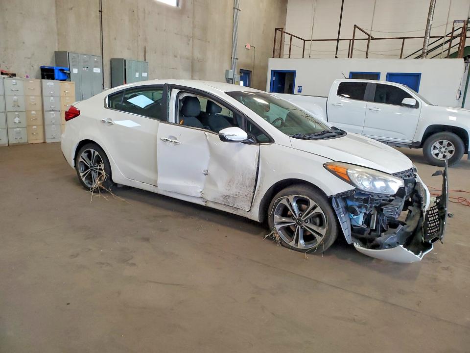 Photo 4 from auction – 2015 KIA FORTE with VIN KNAFX4A87F5340112