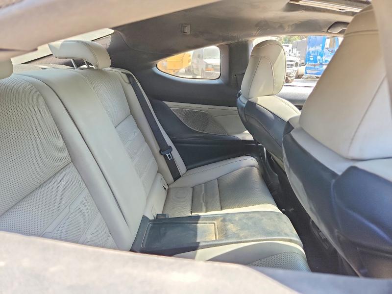 Photo 10 from auction – 2016 LEXUS RC with VIN JTHHA5BCXG5002080