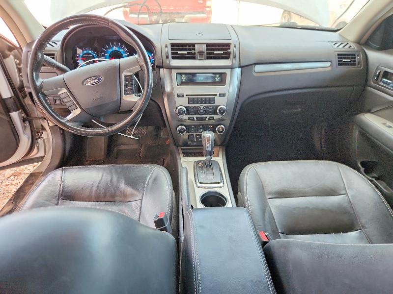 Zdjęcie 8 z aukcji – 2011 FORD FUSION z VIN 3FAHP0JA4BR243602