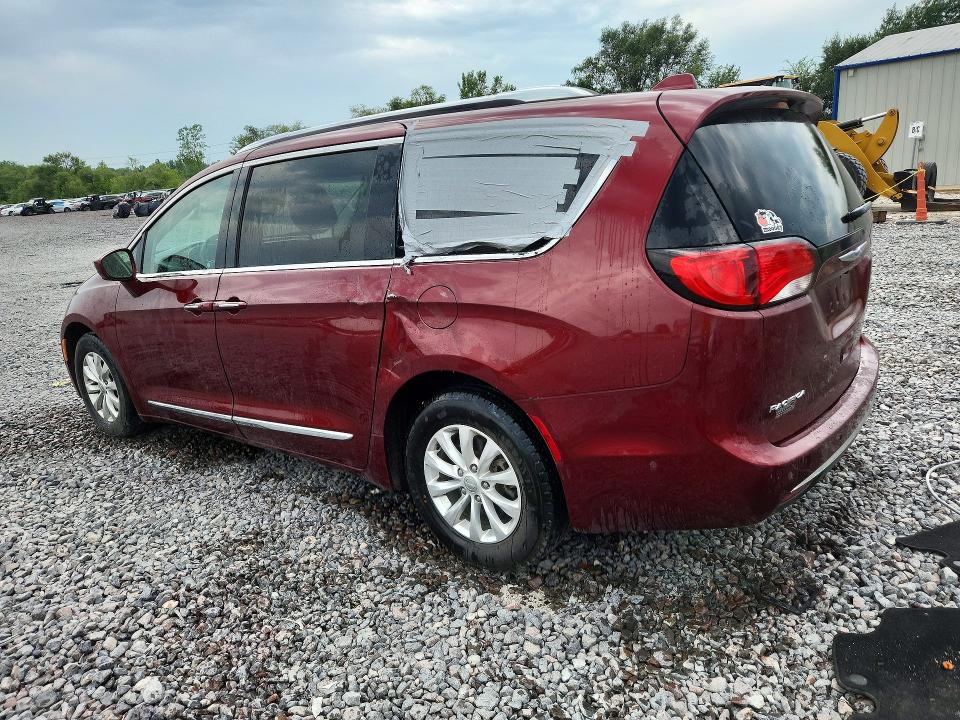 Photo 2 from auction – 2018 CHRYSLER PACIFICA with VIN 2C4RC1BG5JR233295