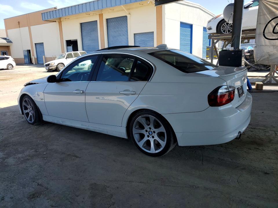 Zdjęcie 2 z aukcji – 2008 BMW 335 z VIN WBAVB77528NH78454