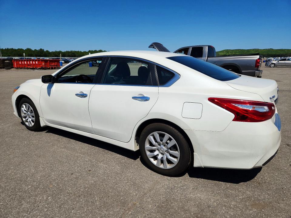 Photo 2 from auction – 2017 NISSAN ALTIMA with VIN 1N4AL3AP7HC205548