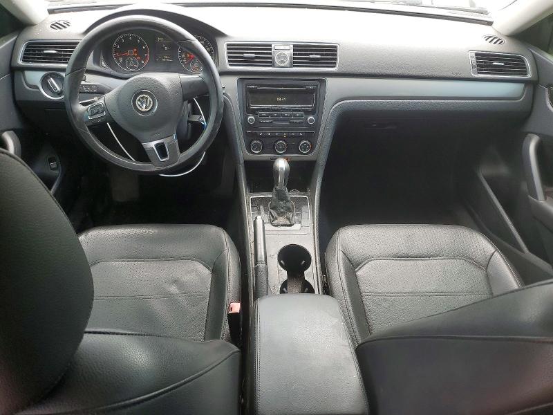 Photo 8 from auction – 2014 VOLKSWAGEN PASSAT with VIN 1VWAT7A3XEC032857