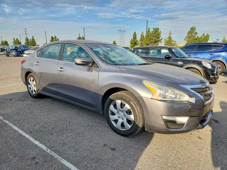 Photo 4 from auction – 2015 NISSAN ALTIMA with VIN 1N4AL3AP1FC449564