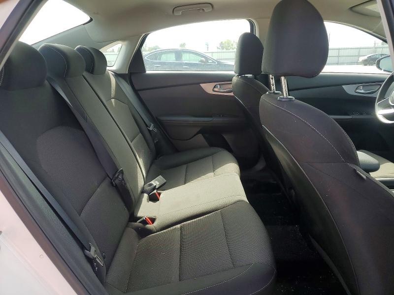 Zdjęcie 10 z aukcji – 2023 KIA FORTE z VIN 3KPF24AD4PE602026