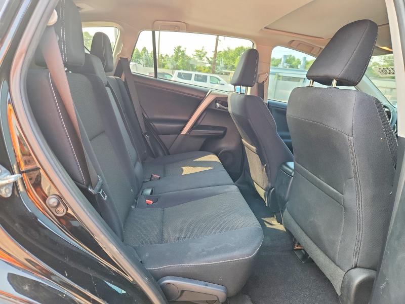 Photo 10 from auction – 2016 TOYOTA RAV4 with VIN 2T3RFREV4GW537068