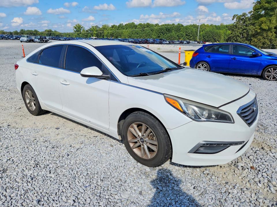 Photo 4 from auction – 2015 HYUNDAI SONATA with VIN 5NPE24AF9FH062034