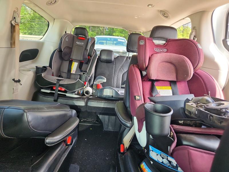 Photo 10 from auction – 2023 CHRYSLER PACIFICA with VIN 2C4RC1L78PR622391