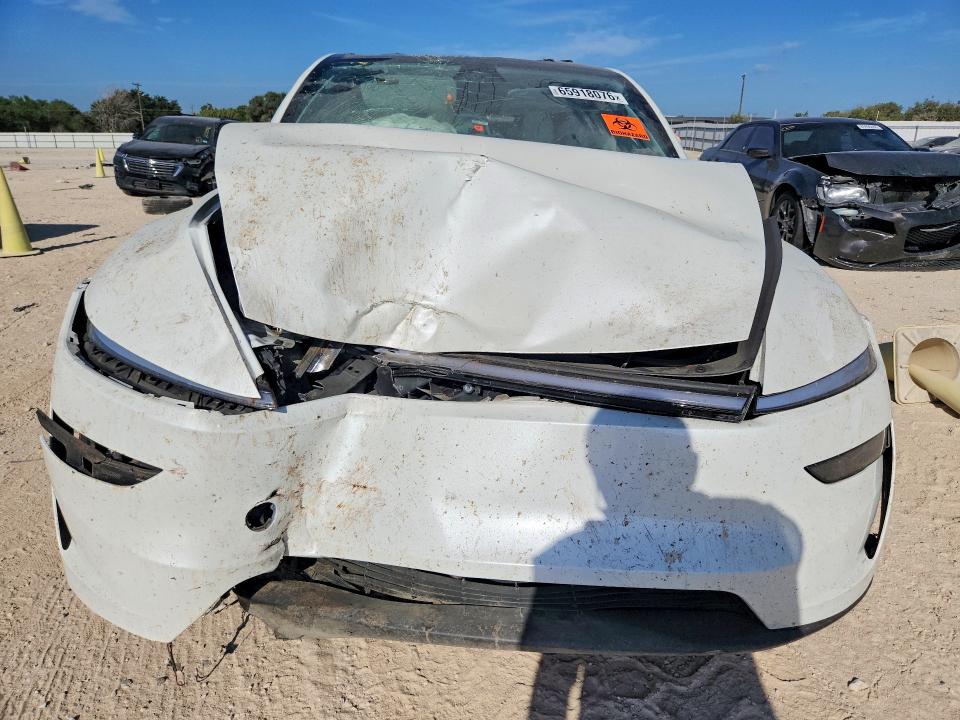 Снимка 5 от търг – 2026 TESLA MODEL Y с VIN 7SAYGDED0TF432260