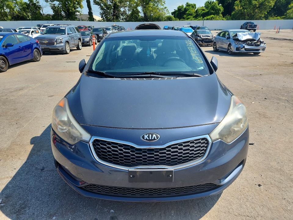 Photo 5 from auction – 2016 KIA FORTE with VIN KNAFX4A6XG5553944