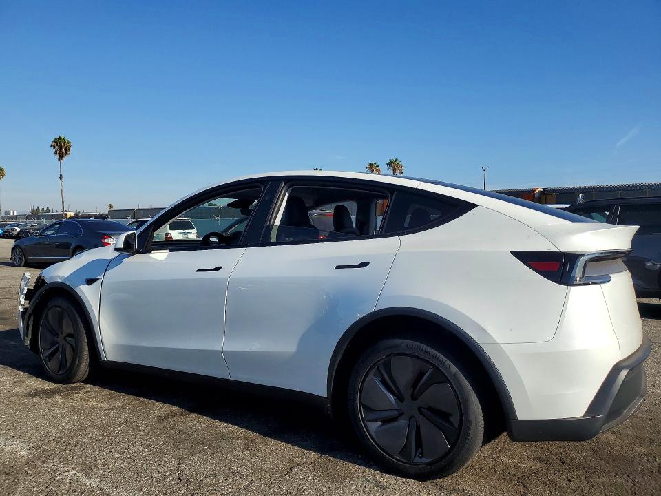 Photo 2 from auction – 2026 TESLA MODEL Y with VIN 7SAYGDED2TF444118