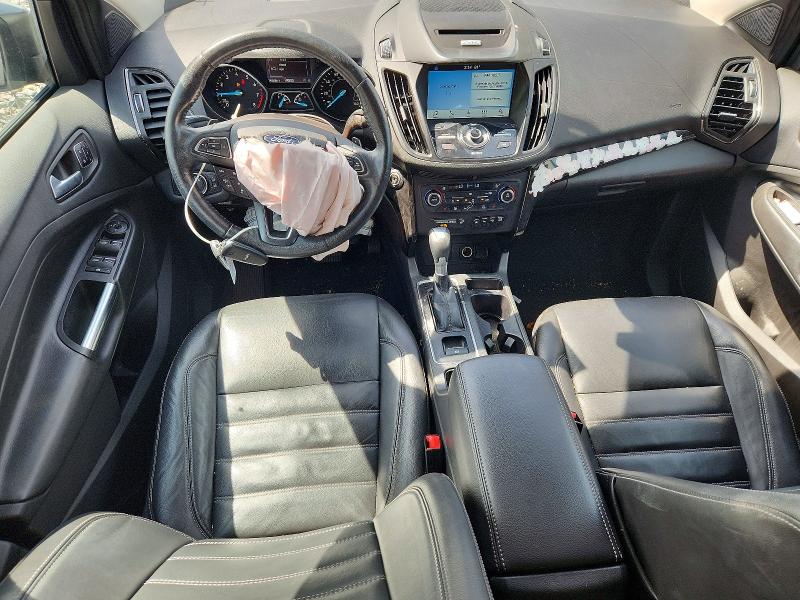 Снимка 8 от търг – 2017 FORD ESCAPE с VIN 1FMCU9J92HUB97711
