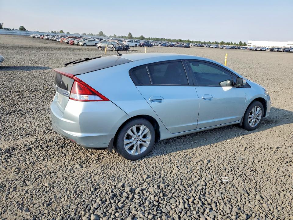 Photo 3 from auction – 2013 HONDA INSIGHT with VIN JHMZE2H78DS004585