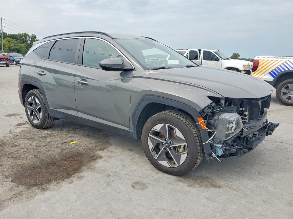 Photo 4 from auction – 2025 HYUNDAI TUCSON with VIN 5NMJBCDE5SH495529