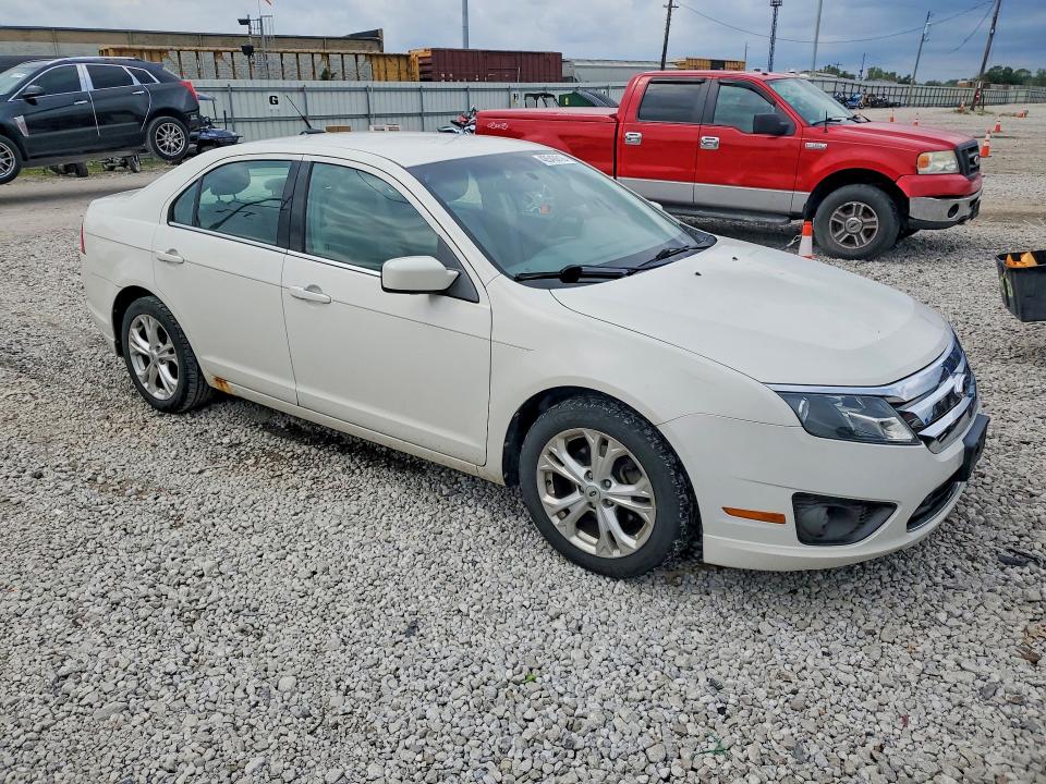 Photo 4 from auction – 2012 FORD FUSION with VIN 3FAHP0HA3CR105024
