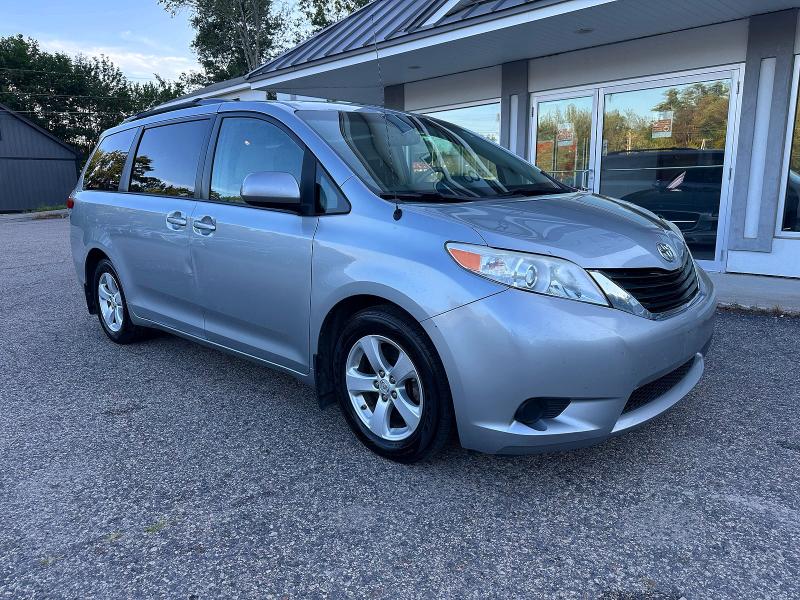 TOYOTA SIENNA 2014 с VIN 5TDKK3DCXES478665 - Фото с аукциона