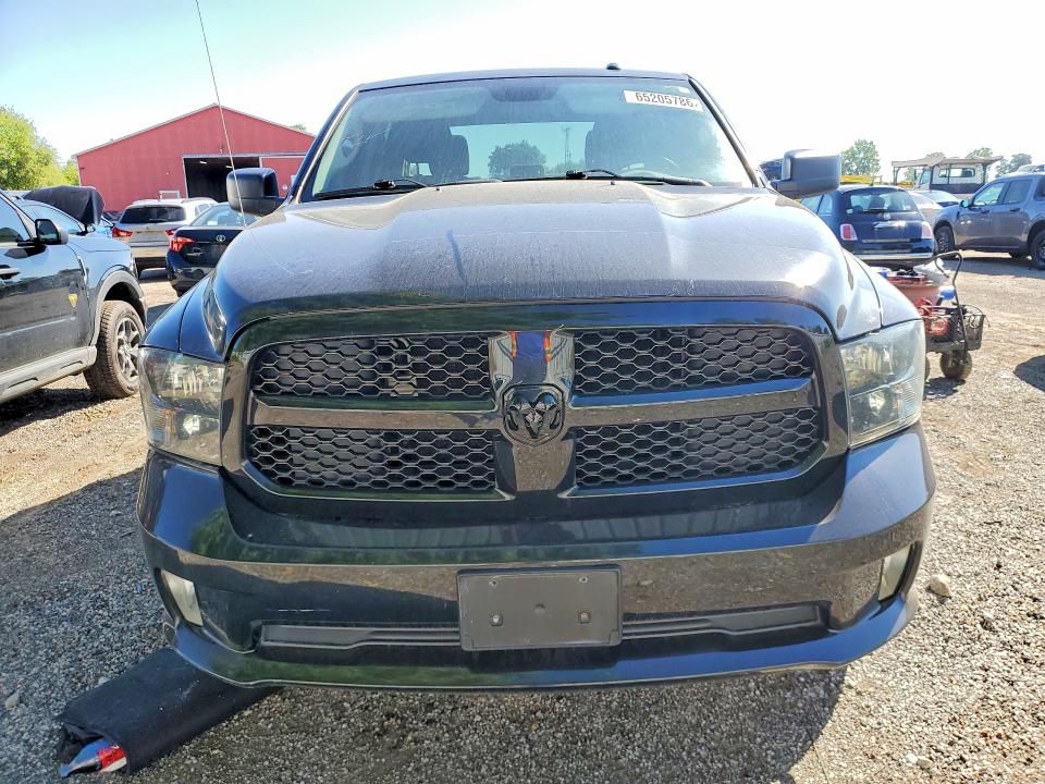 Photo 5 from auction – 2017 RAM 1500 with VIN 3C6RR7KT1HG718443