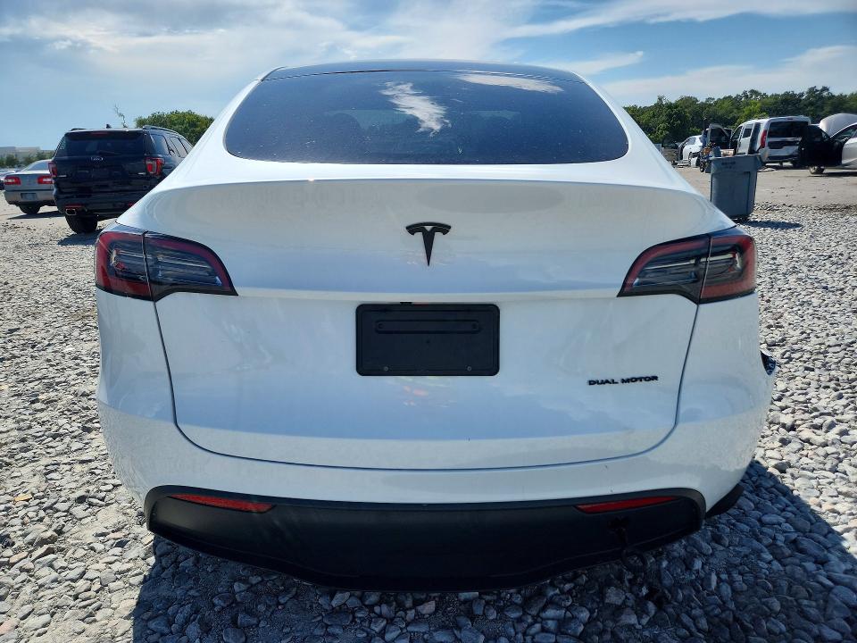 Photo 6 from auction – 2023 TESLA MODEL Y with VIN 7SAYGDEE2PA081024