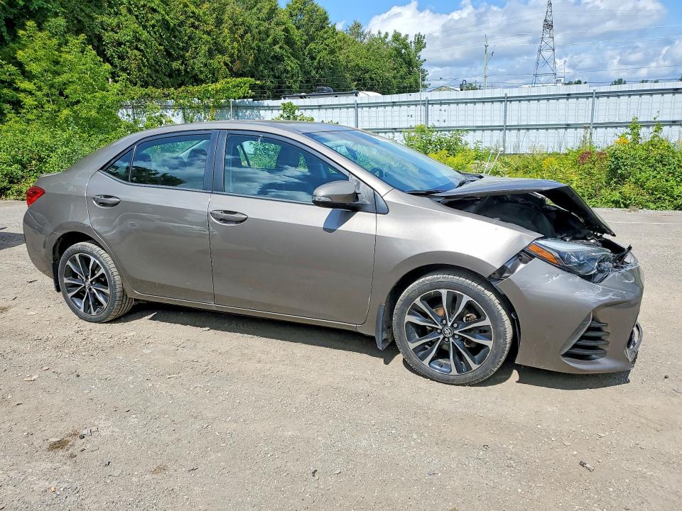 Снимка 4 от търг – 2018 TOYOTA COROLLA с VIN 2T1BURHE4JC075986