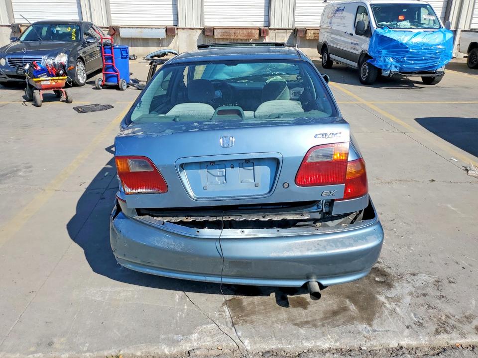 Photo 6 from auction – 2000 HONDA CIVIC with VIN 1HGEJ8645YL016251