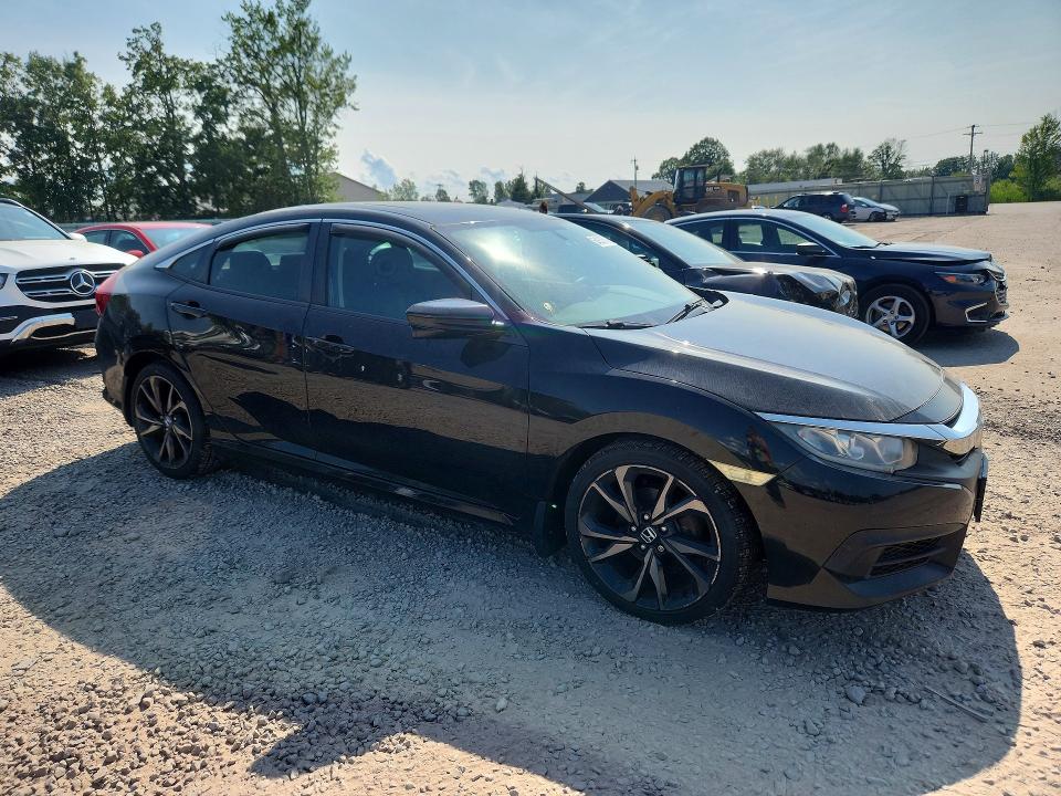 Photo 4 from auction – 2018 HONDA CIVIC with VIN 2HGFC2F76JH520851