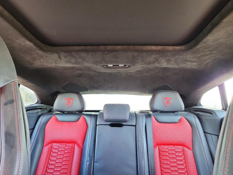 Photo 10 from auction – 2019 LAMBORGHINI URUS with VIN ZPBUA1ZL7KLA01965