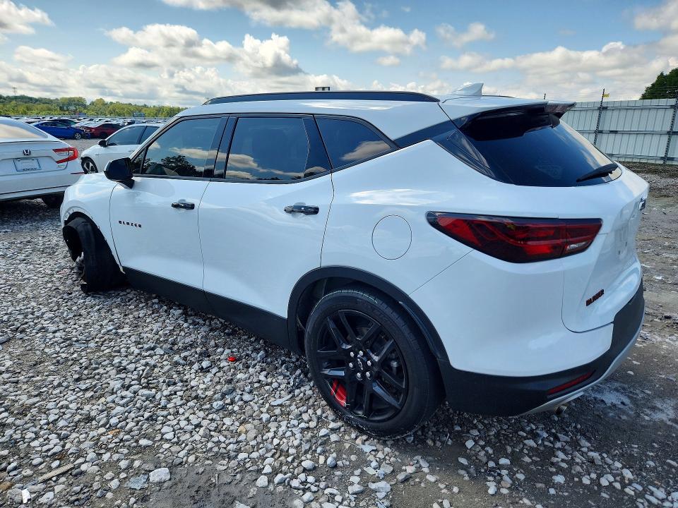 Photo 2 from auction – 2024 CHEVROLET BLAZER with VIN 3GNKBCR44RS245827