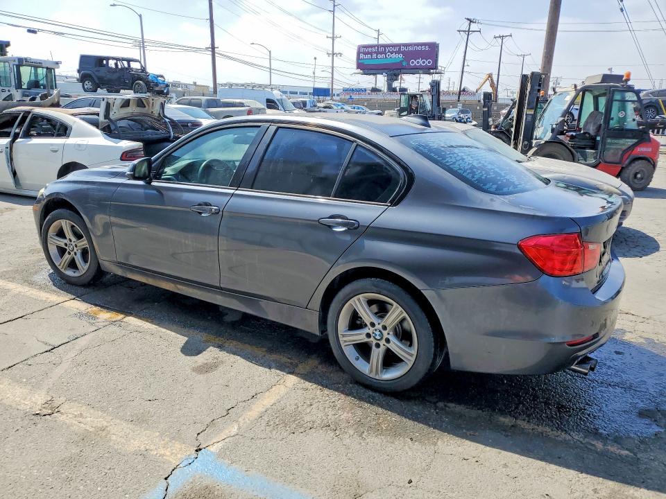 Photo 2 from auction – 2012 BMW 328 with VIN WBA3A5C56CF344719