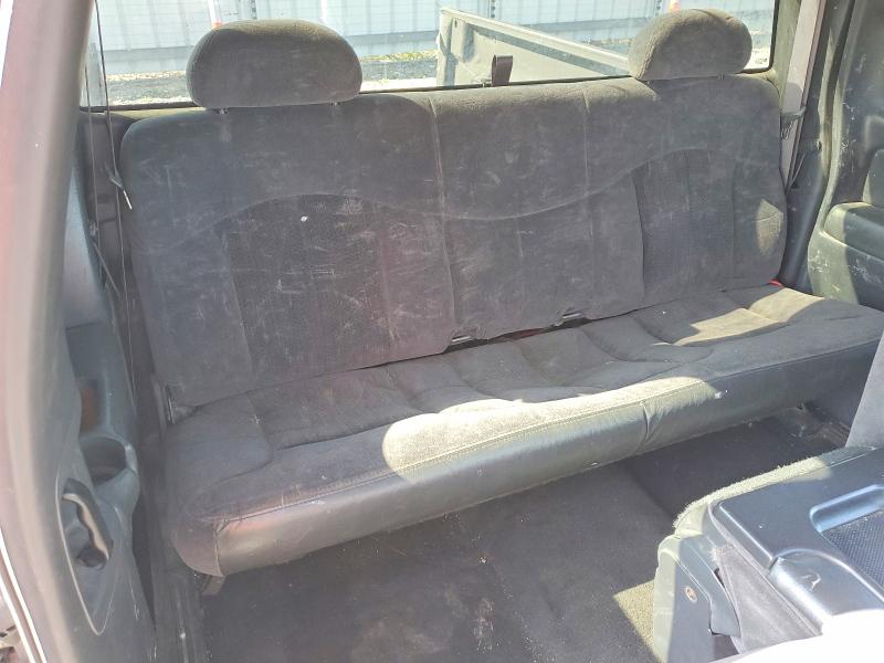 Photo 10 from auction – 2002 CHEVROLET SILVERADO with VIN 2GCEC19T521349338