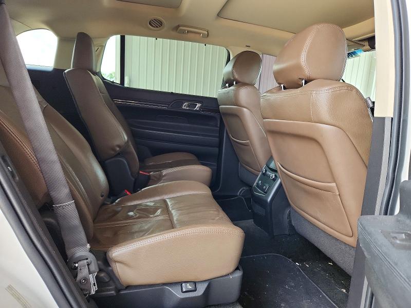 Photo 10 from auction – 2015 LINCOLN MKT with VIN 2LMHJ5AT4FBL03652