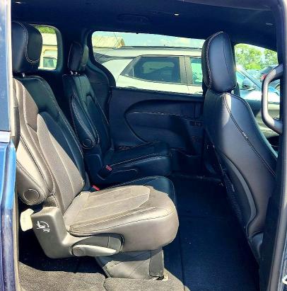 Photo 11 from auction – 2025 CHRYSLER PACIFICA with VIN 2C4RC1BG9SR549557