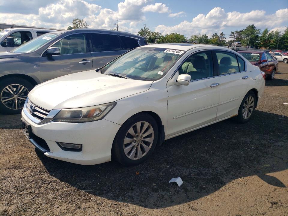 HONDA ACCORD 2013 with VIN 1HGCR2F83DA173895 - Photo from auction