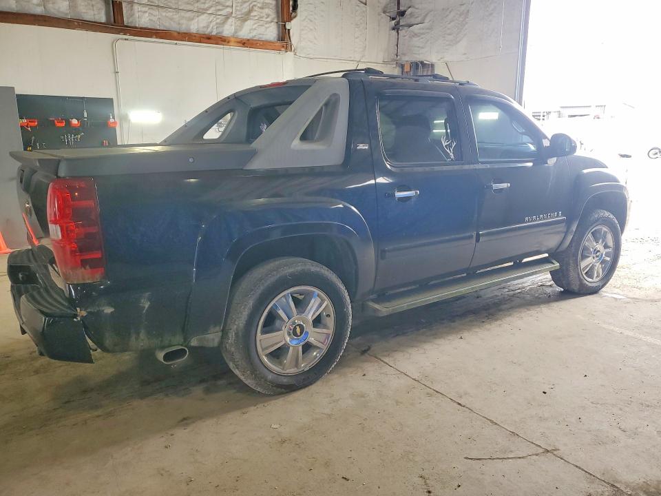 Photo 3 from auction – 2007 CHEVROLET AVALANCHE with VIN 3GNFK12337G263954